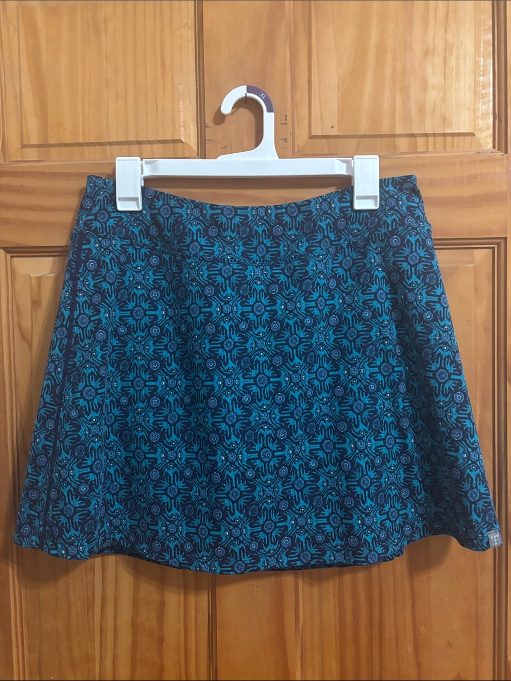 Woman’s Title nine Teal and purple Patterned A-Line Skirt